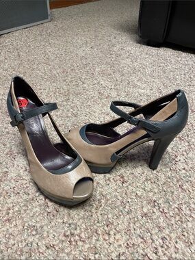 Miss sixty Two-Tone Beige and Black Peep-Toe Mary Jane Heels- new